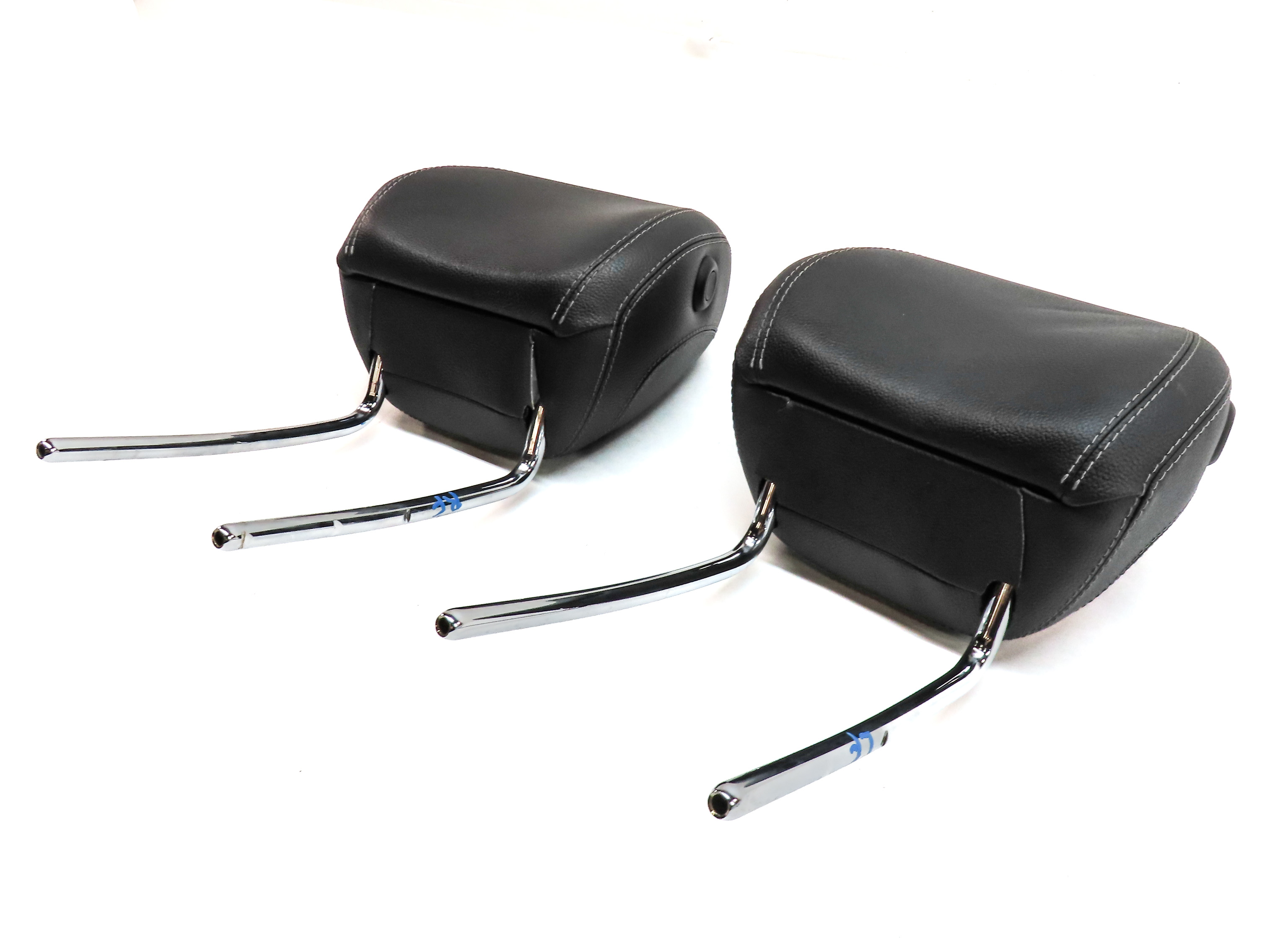2014-2019 MERCEDES GL GLS ML W166 X166 FRONT LEFT OR RIGHT HEADREST (Black) — exact item pictured